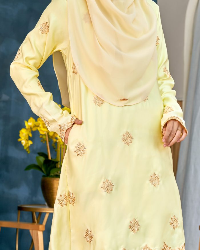 Baju Kurung Sulam Songket Tun Lestari - Anggerik Yellow - Image 4