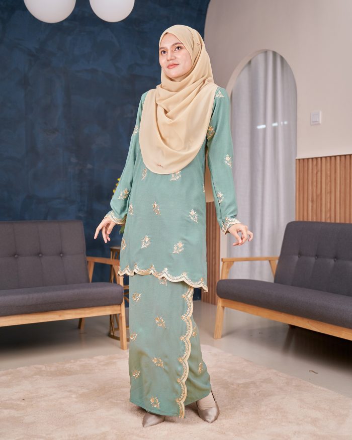 Baju Kurung Moden Sulam Songket Dang Anum - Jasmin Mint - Image 3