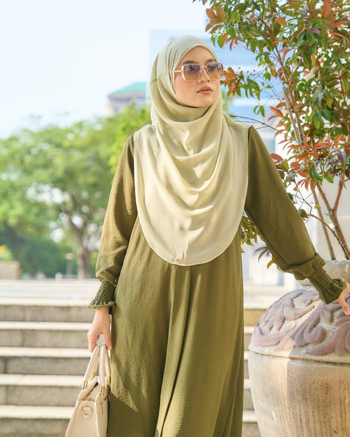 Dress Siti Nordiana - Army Green - Image 3