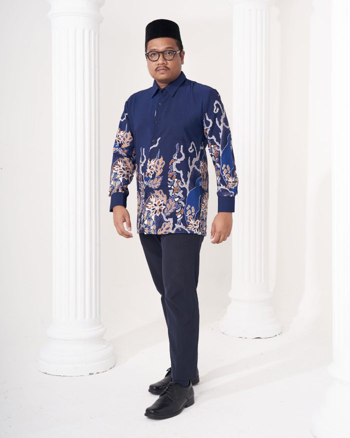 Baju Kemeja Batik Sultan  2.0 - Ratna Navy Blue - Image 2