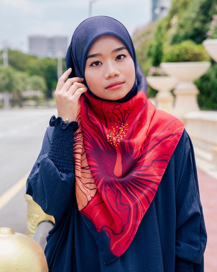 Tudung Bawal Cotton Voile Merdeka - Bunga Raya