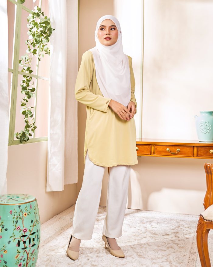 Blouse Laiqa 2.0 - Beige - Image 3