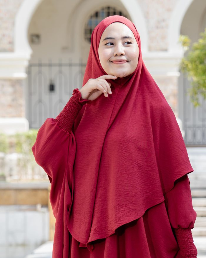 Khimar Reyfa - Scarlet Maroon - Image 3