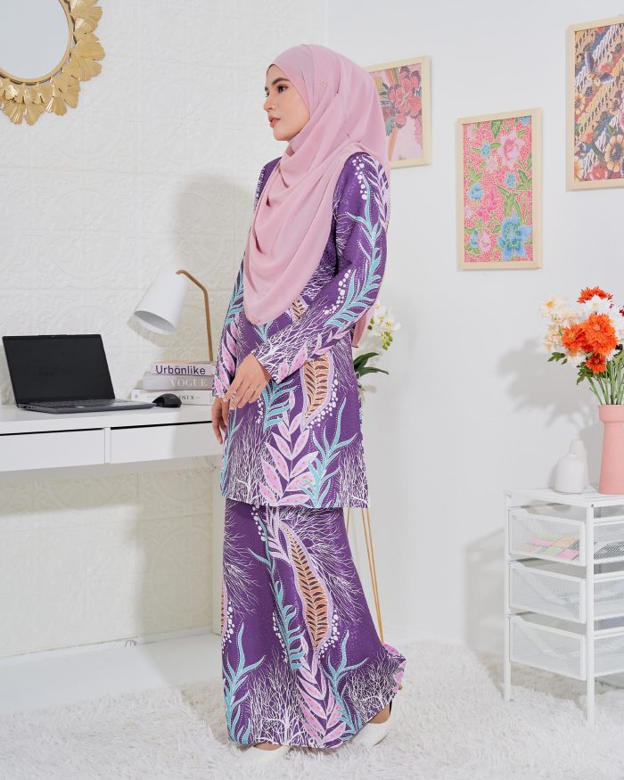 Baju Kurung Moden Batik Sultanah 3.0 - Sakti Purple Unicorn - Image 2