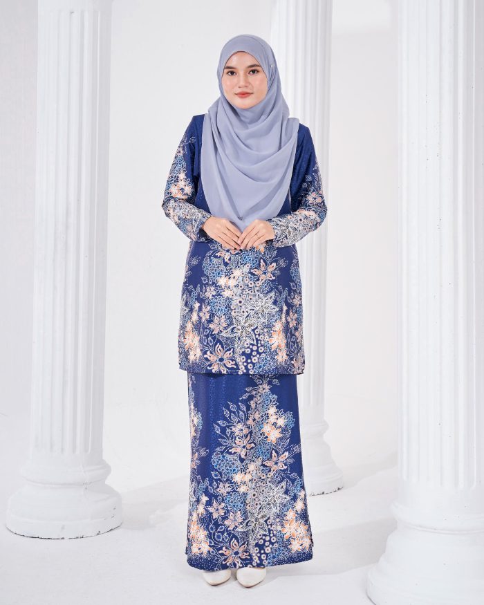 Baju Kurung Moden Batik Sultanah 3.0 - Adiwarna Midnightblue