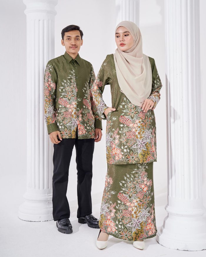 Baju Kurung Moden Batik Sultanah 3.0 - Adiwarna Olive Green - Image 6