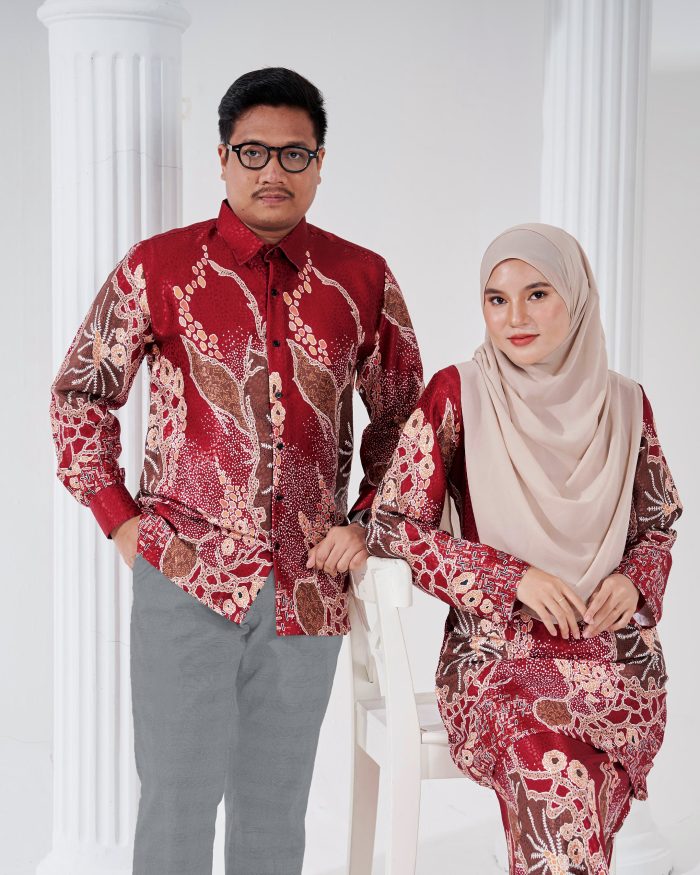 Baju Kurung Moden Batik Sultanah 3.0 - Arjuna Maroon - Image 7