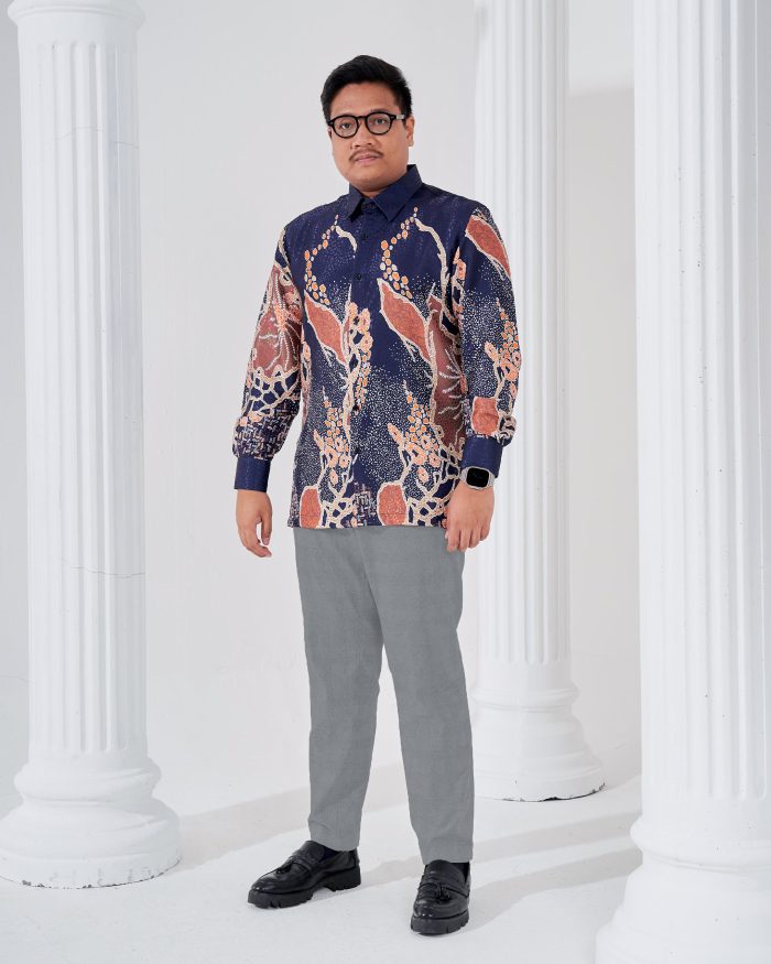 Baju Kemeja Batik Sultan 3.0 - Arjuna Navy Blue - Image 3