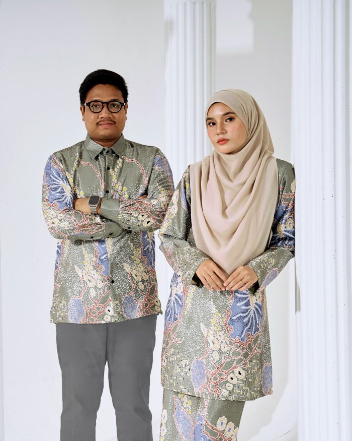 Baju Kurung Moden Batik Sultanah 3.0 - Arjuna Olive Green - Image 7