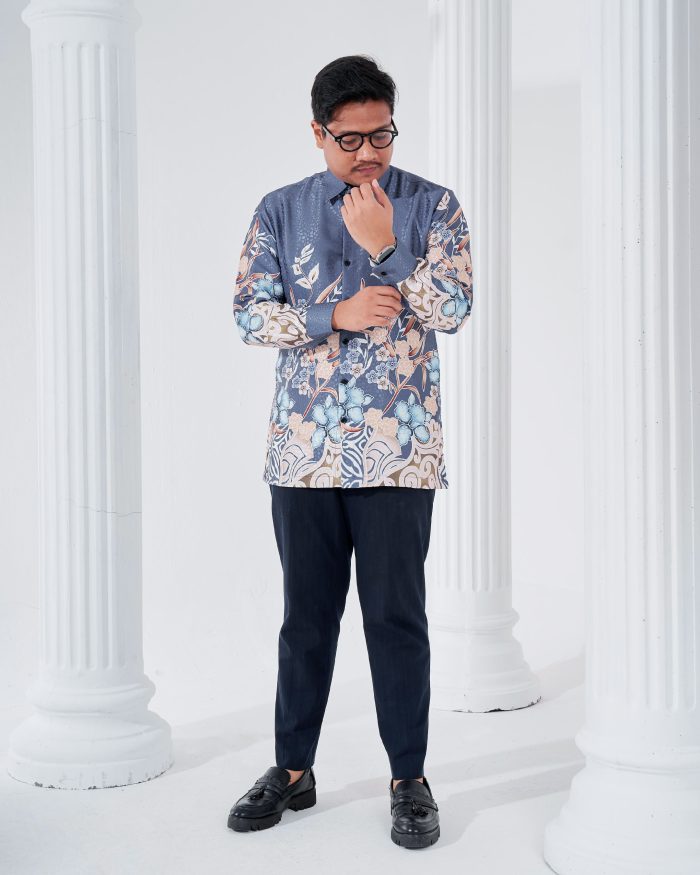 Baju Kemeja Batik Sultan 3.0 - Kirana Ash Grey - Image 2