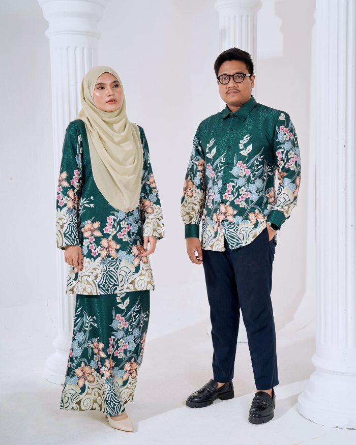 Baju Kurung Moden Batik Sultanah 3.0 - Kirana Emerald Green - Image 6