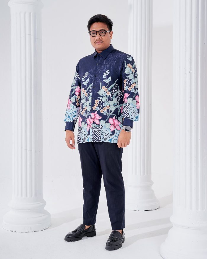 Baju Kemeja Batik Sultan 3.0 - Kirana Navy Blue - Image 2