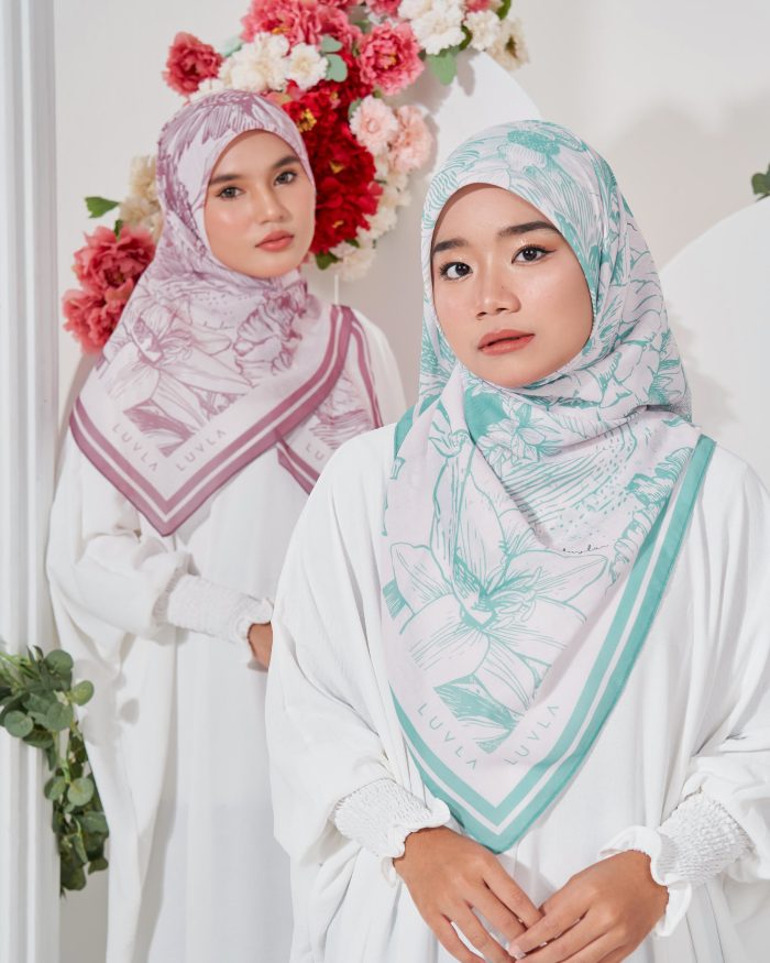 Tudung Bawal Cotton Voile Fleur - Dior Navy - Image 6