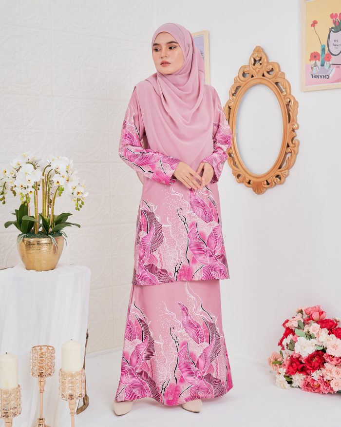 Baju Kurung Moden Batik Sultanah 4.0 - Akasia Calla Pink - Image 2