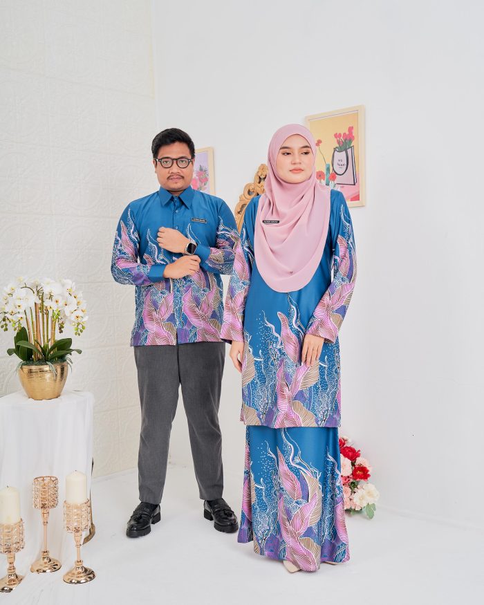Baju Kurung Moden Batik Sultanah 4.0 - Akasia Turquoise Cyan - Image 6