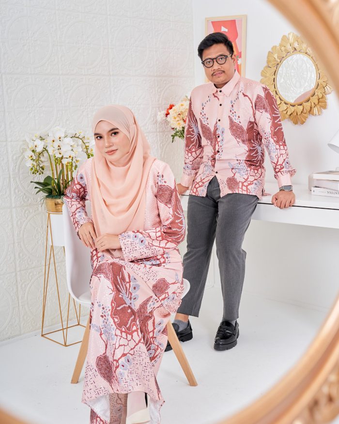 Baju Kurung Moden Batik Sultanah 3.0 - Arjuna Light Peach - Image 7