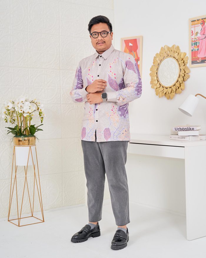 Baju Kemeja Batik Sultan 3.0 - Arjuna Silver Sage - Image 4