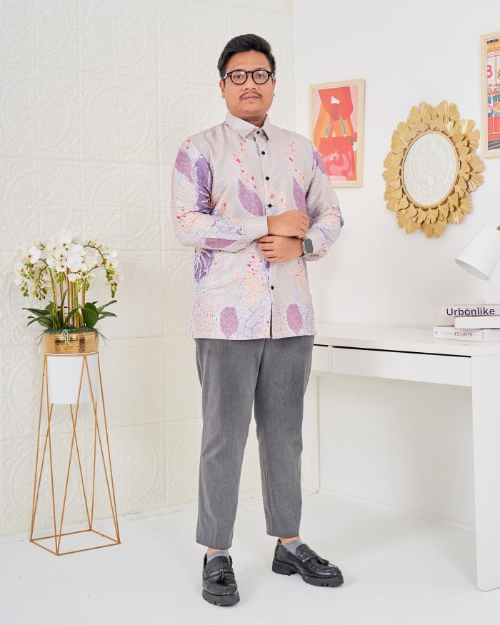 Baju Kemeja Batik Sultan 3.0 - Arjuna Silver Sage - Image 3