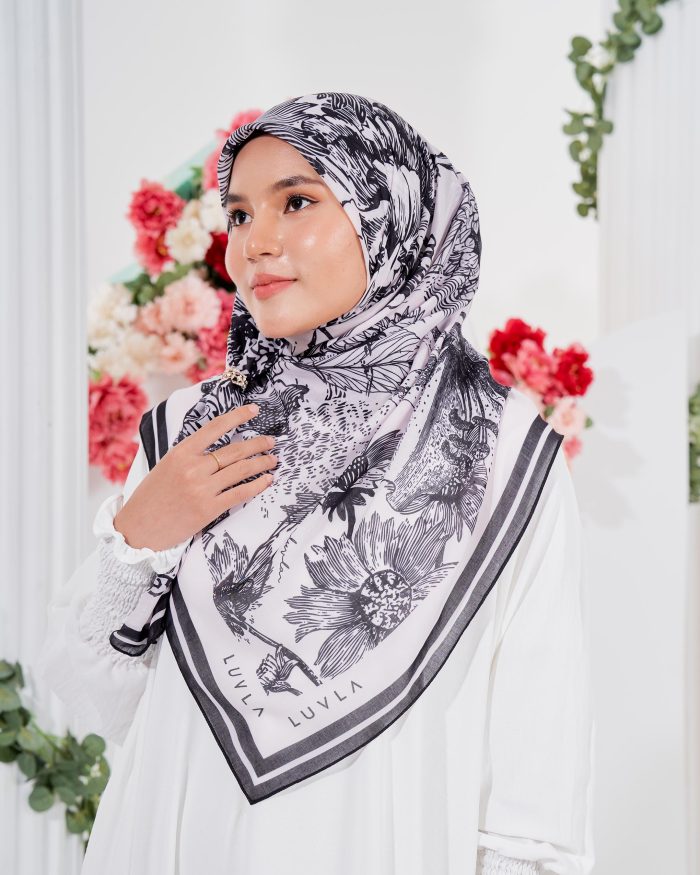 Tudung Bawal Cotton Voile Fleur - Fendi Black - Image 2