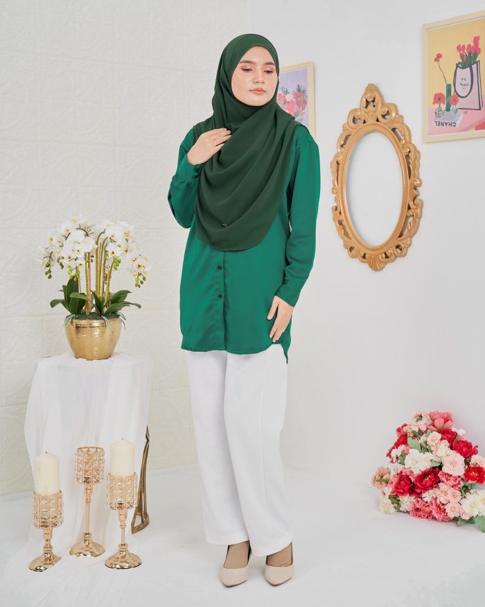 Blouse Satin Ruby - Emerald Green