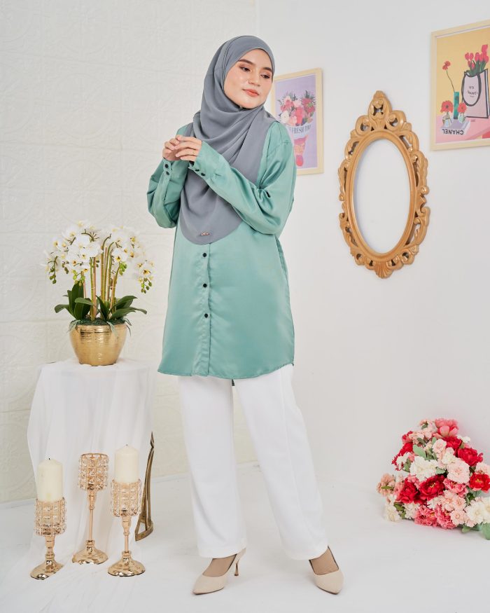 Blouse Satin Ruby - Sage Green