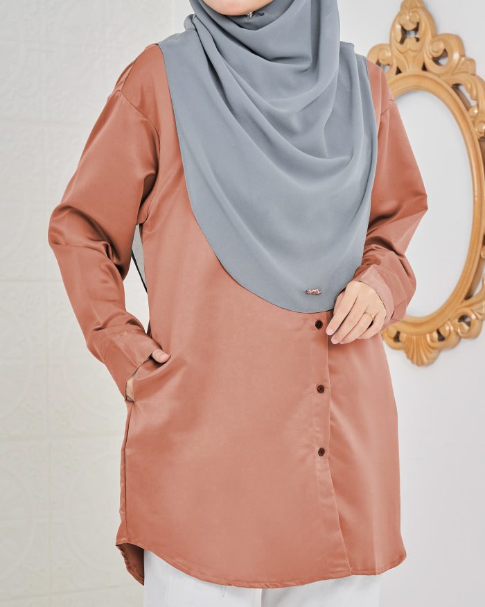 Blouse Satin Ruby - Salmon Coral - Image 5