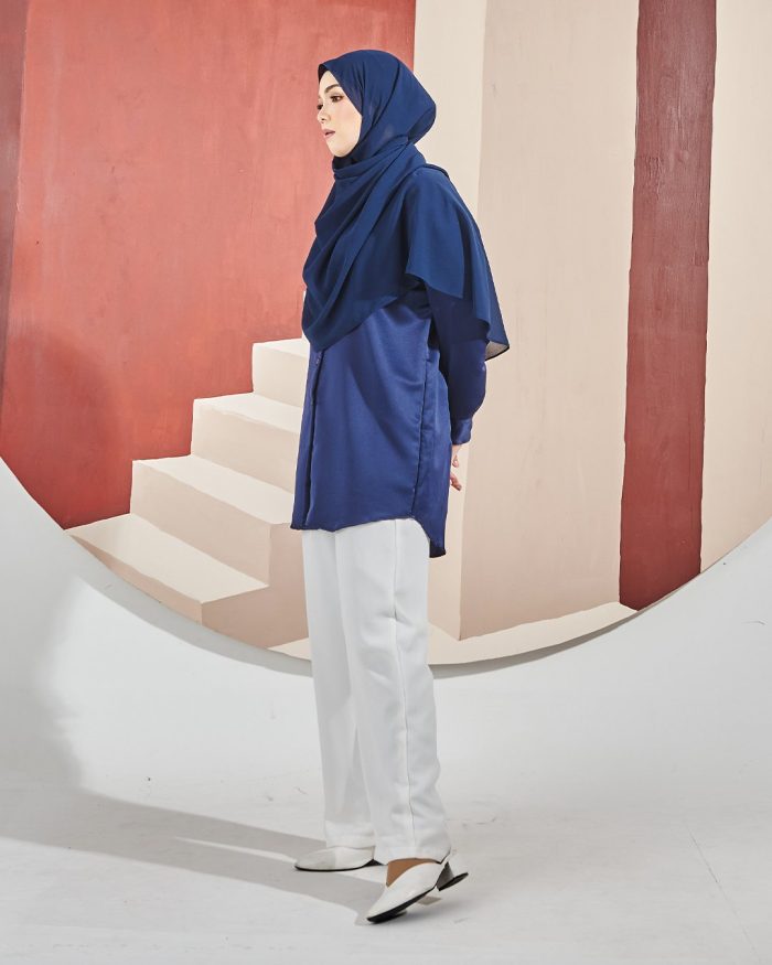 Blouse Satin Ruby - Denim Blue - Image 3