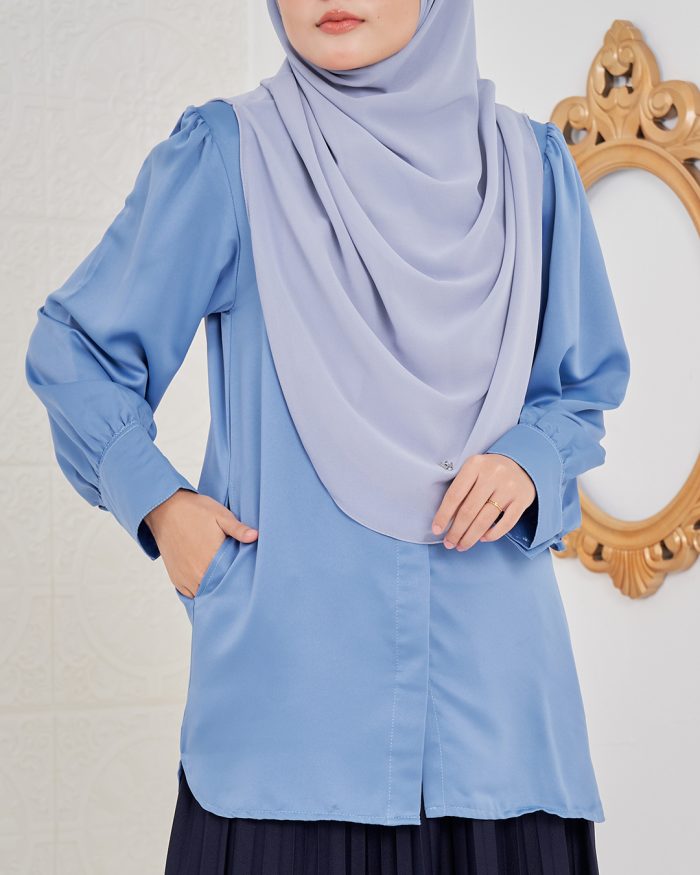 Blouse Satin Ramona - Carolina Blue - Image 4