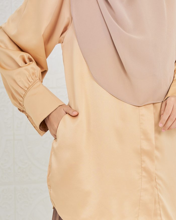 Blouse Satin Ramona - Light Bronze - Image 5