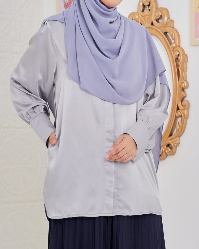 Blouse Satin Ramona - Silver Grey - Image 3