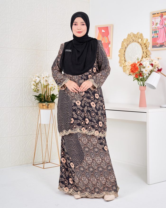 Baju Kurung Moden Batik Puteri Ledang Laluna X MCC - Jade Black