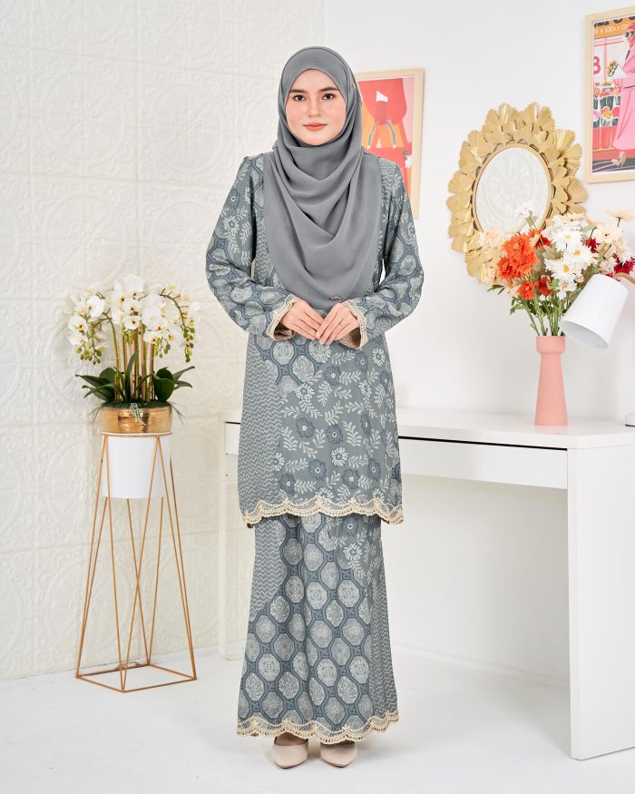 Baju Kurung Moden Batik Puteri Ledang Laluna X MCC - Pearl Grey