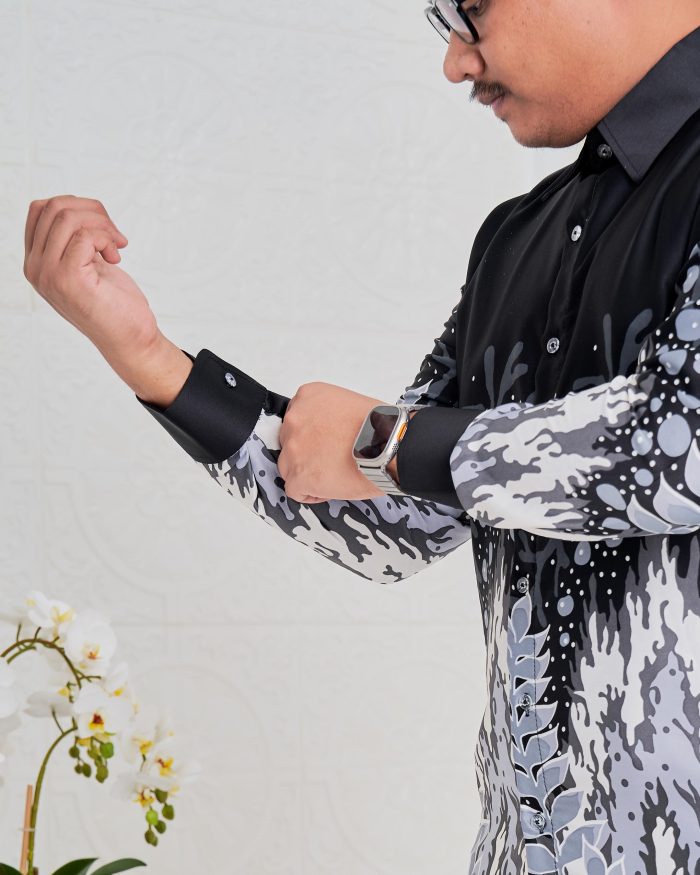 Baju Kemeja Batik Sultan 4.0 - Purnama Black Charcoal - Image 3
