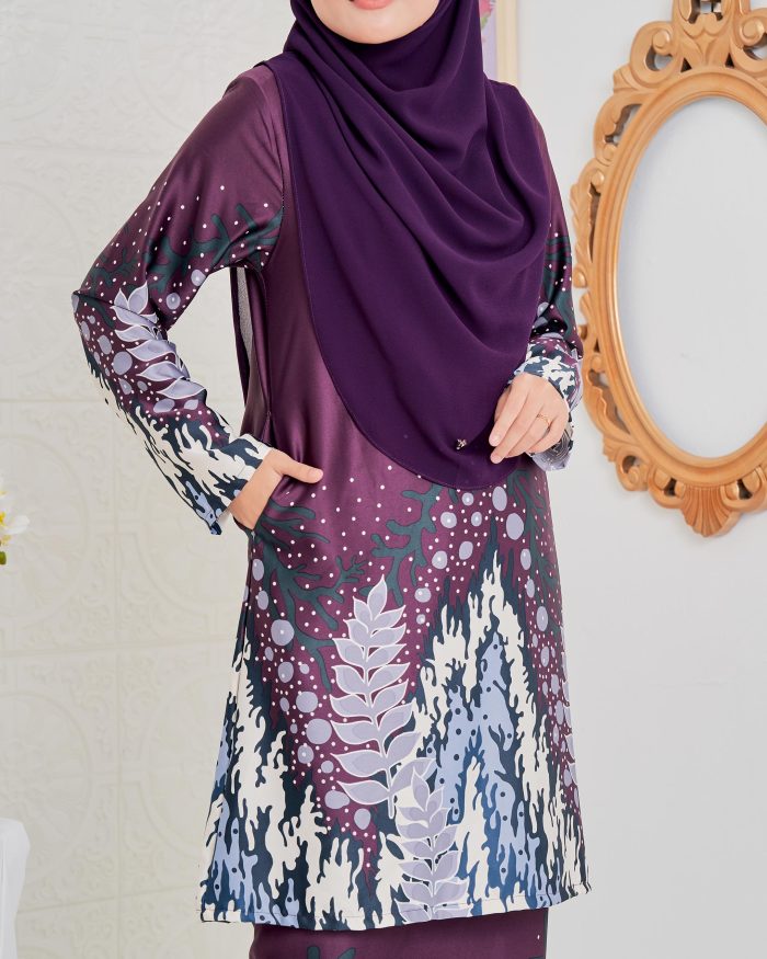 Baju Kurung Moden Batik Sultanah 4.0 - Purnama Deep Purple - Image 4