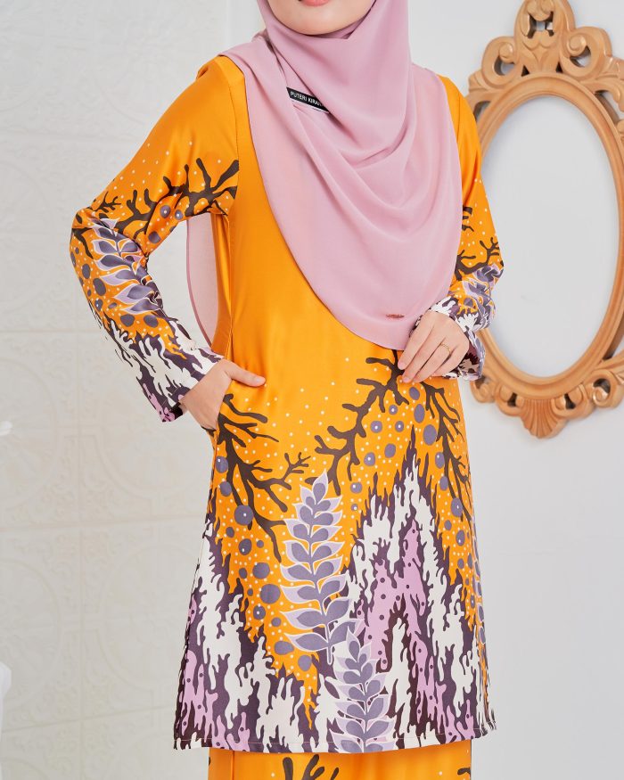 Baju Kurung Moden Batik Sultanah 4.0 - Purnama Sunquick - Image 3