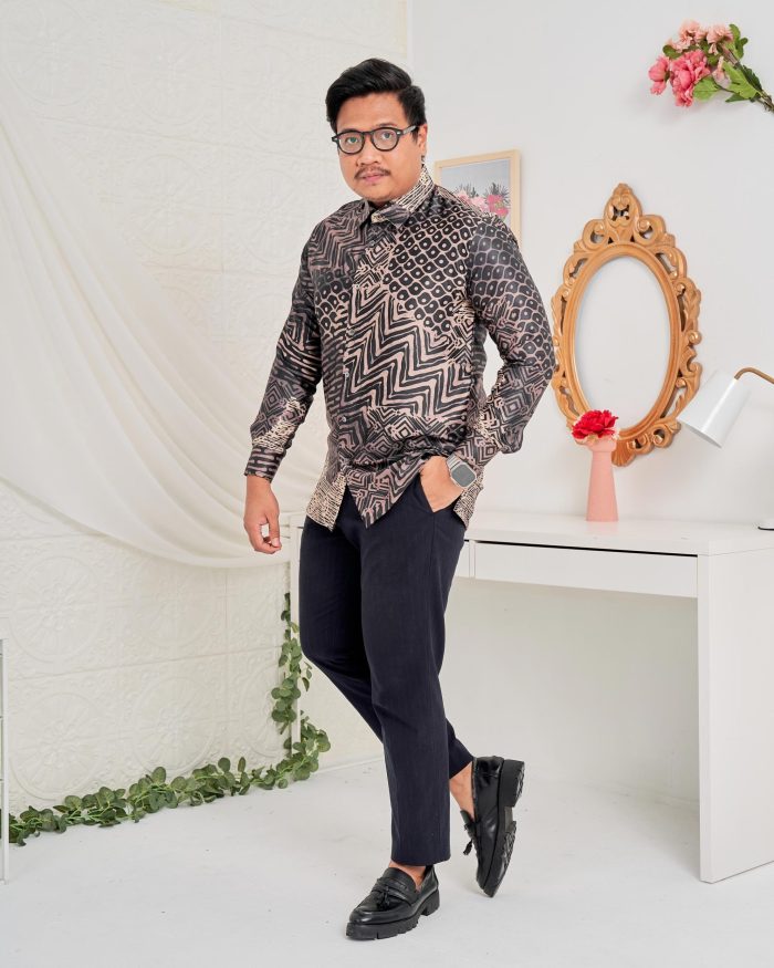 Baju Kemeja Batik Sultan 5.0 - Kayangan Black Smith