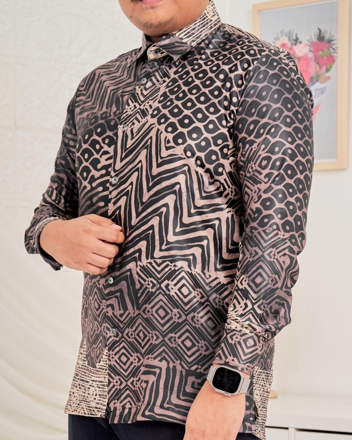 Baju Kemeja Batik Sultan 5.0 - Kayangan Black Smith - Image 4