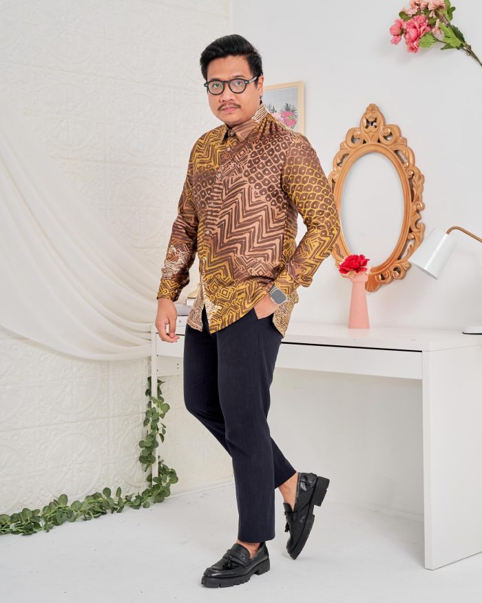 Baju Kemeja Batik Sultan 5.0 - Kayangan Hazelnut Brown