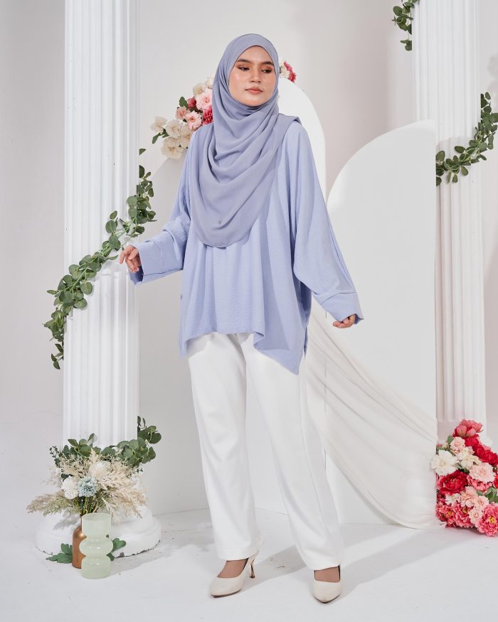 Ruby Baggy Top Ironless - Baby Blue - Image 3