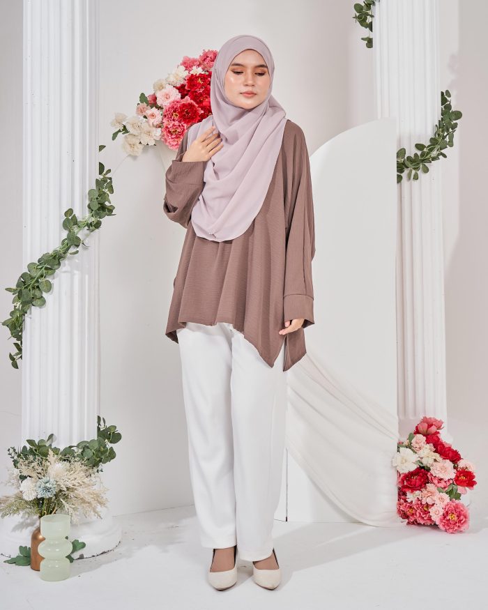 Ruby Baggy Top Ironless - Cedar Brown - Image 5