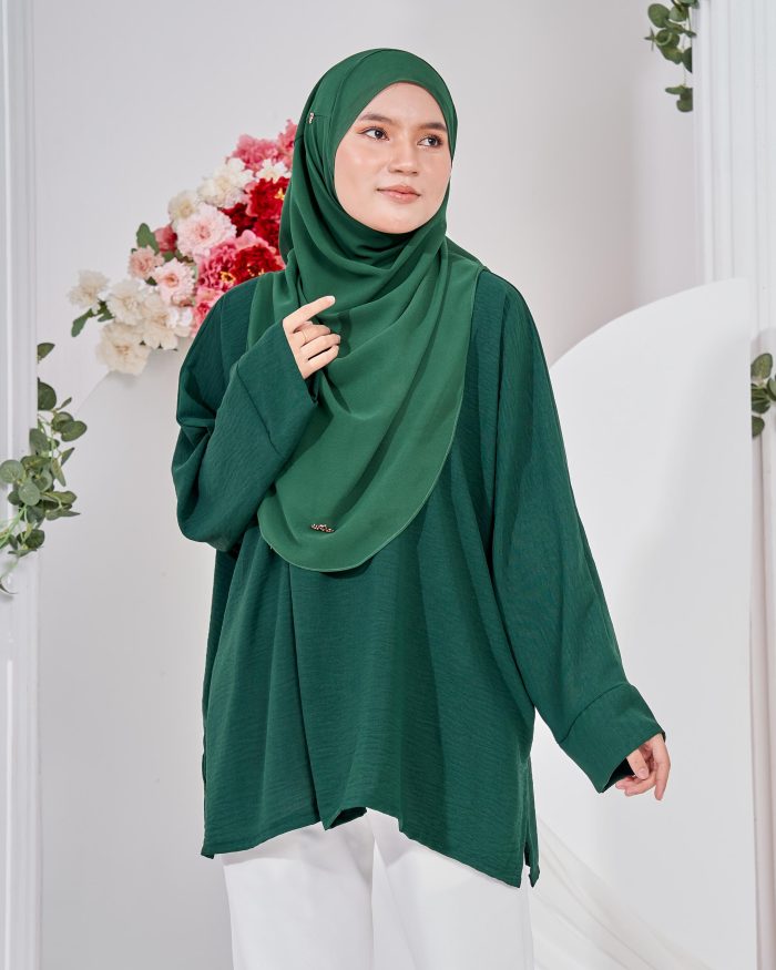 Ruby Baggy Top Ironless - Emerald Green - Image 2