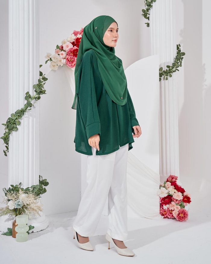 Ruby Baggy Top Ironless - Emerald Green - Image 4