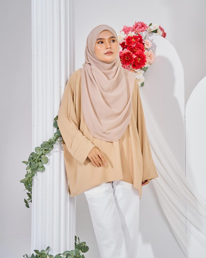 Ruby Baggy Top Ironless - Khaki - Image 2