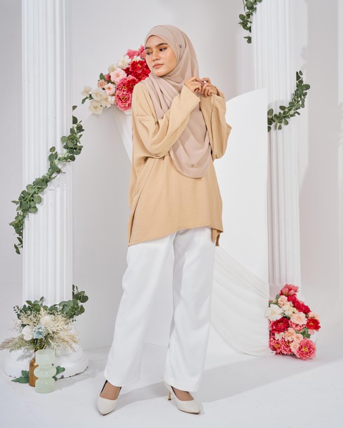 Ruby Baggy Top Ironless - Khaki - Image 5