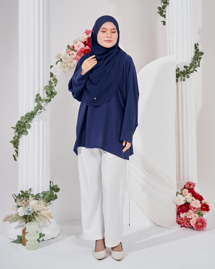 Ruby Baggy Top Ironless - Navy Blue - Image 3