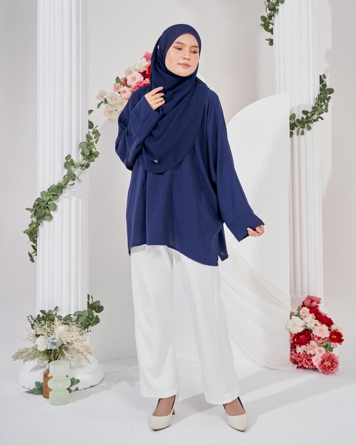 Ruby Baggy Top Ironless - Navy Blue - Image 4