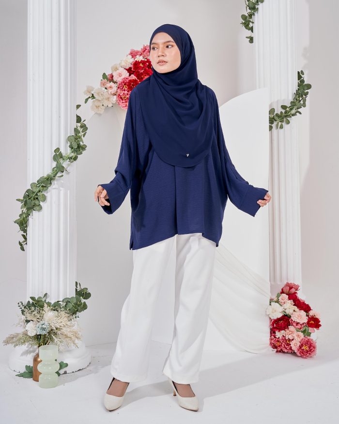 Ruby Baggy Top Ironless - Navy Blue - Image 5