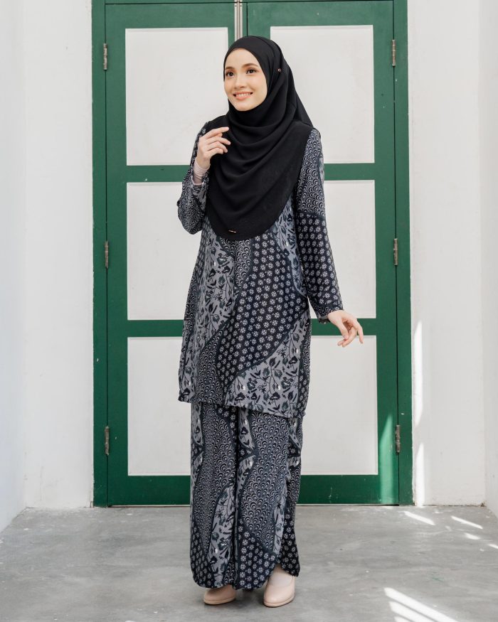 Baju Kurung Moden Batik Sultanah 7.0 - Alifa Dark Charcoal