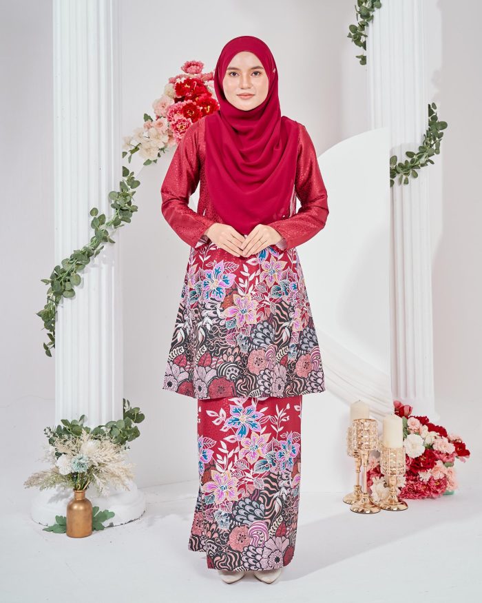 Baju Kurung Pahang Batik Sultanah 3.0 - Bayu Cherry Red