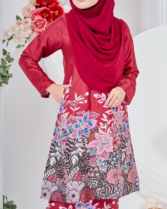 Baju Kurung Pahang Batik Sultanah 3.0 - Bayu Cherry Red - Image 3